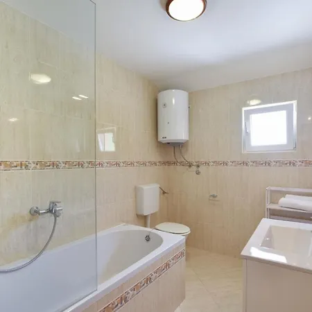Josip Near , Private Pool Villa Omiš