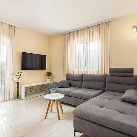Villa Josip Near , Private Pool *