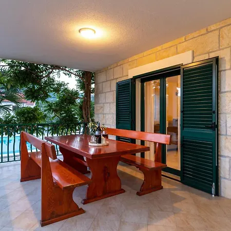 Josip Near , Private Pool Villa Omiš