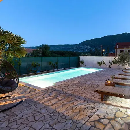 Josip Near , Private Pool Villa *