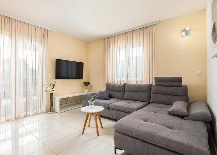 וילה Josip Near , Private Pool *